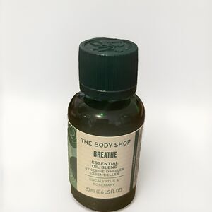 THE BODY SHOP Essential Oil Blend *Breathe* Eucalyptus & Rosemary 0.6 oz - New